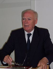 Hermann Schmidt: Vortrag in Stuttgart am 23. September 2005. Foto: Horst Feischer