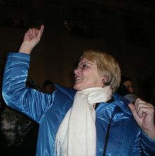 Freude über den EU-Beitritt und die Kulturhauptstadt 2007: Bundestagsvizepräsidentin Susanne Kastner (SPD) feierte in Hermannstadt mit. Foto: Peter Baumgartl