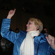 Freude ber den EU-Beitritt und die Kulturhauptstadt 2007: Bundestagsvizeprsidentin Susanne Kastner (SPD) feierte in Hermannstadt mit. Foto: Peter Baumgartl