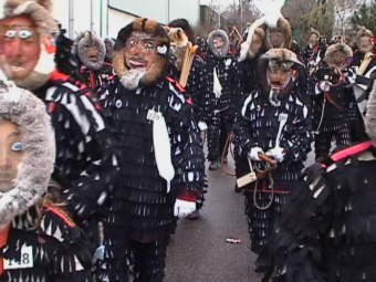 Siebenbrgisch-schsische Urzeln prgen inzwischen auch das Faschingsgeschehen in sddeutschen Stdten.