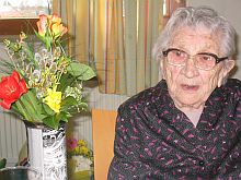 Katharina Zeides an ihrem 100. Geburtstag.
