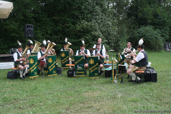 Eine Kronenfest ohne Blasmusik? Nicht mit uns!