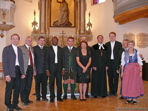 2ter von links: Johannes Eichinger, Superintendentialkurator der Dizese O