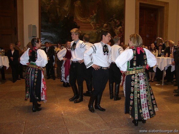 Siebenbrgische Jugendtanzgruppe Mnchen