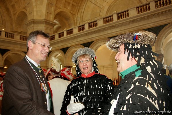 Begrung durch Staatsminister Siegfried Schneider