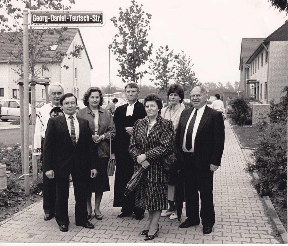 Einweihung der Georg-Daniel-Teutsch-Stra�e in der ...