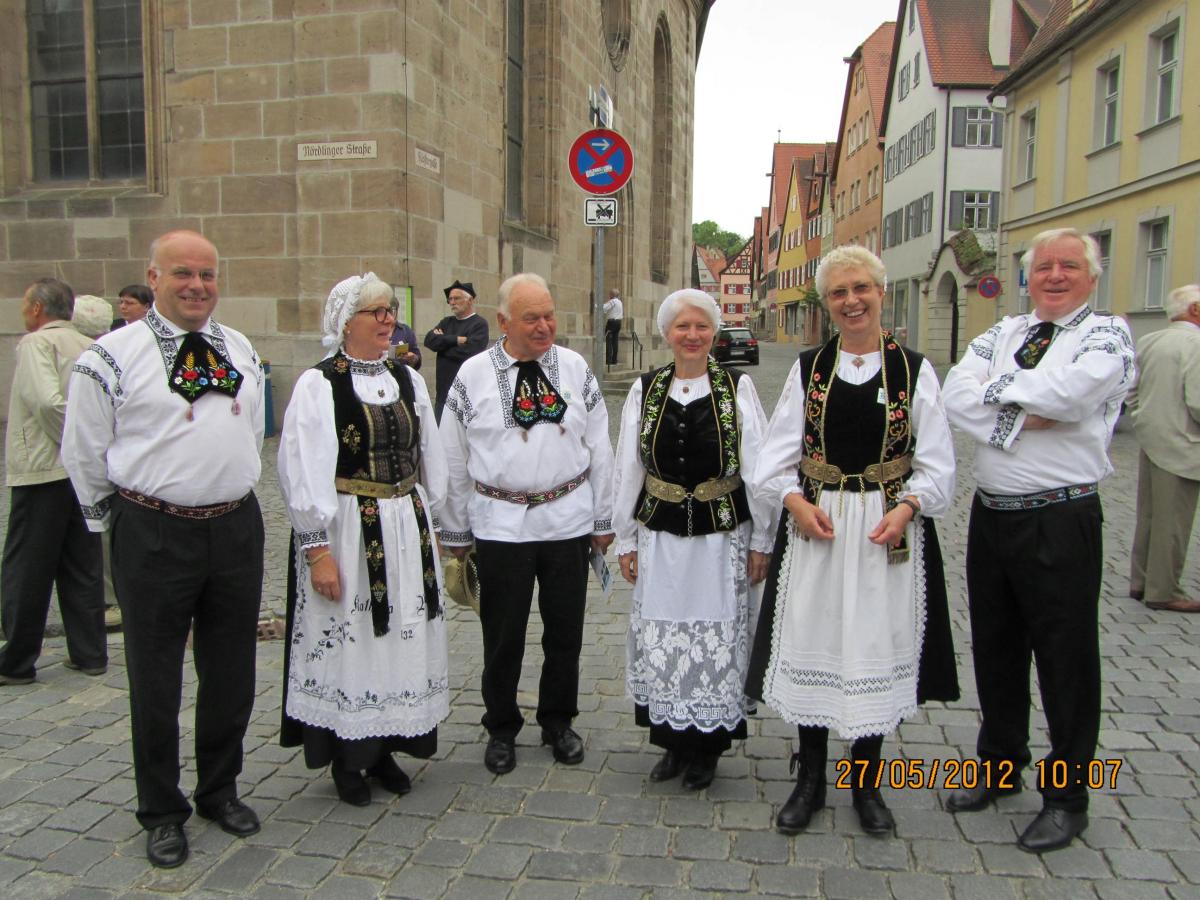 D�sseldorfer Siebenb�rger Sachsen beim Heimattag ...