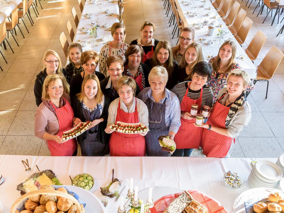 Vorbereitungen zu „Kathis Fr�hst�ck“ ...