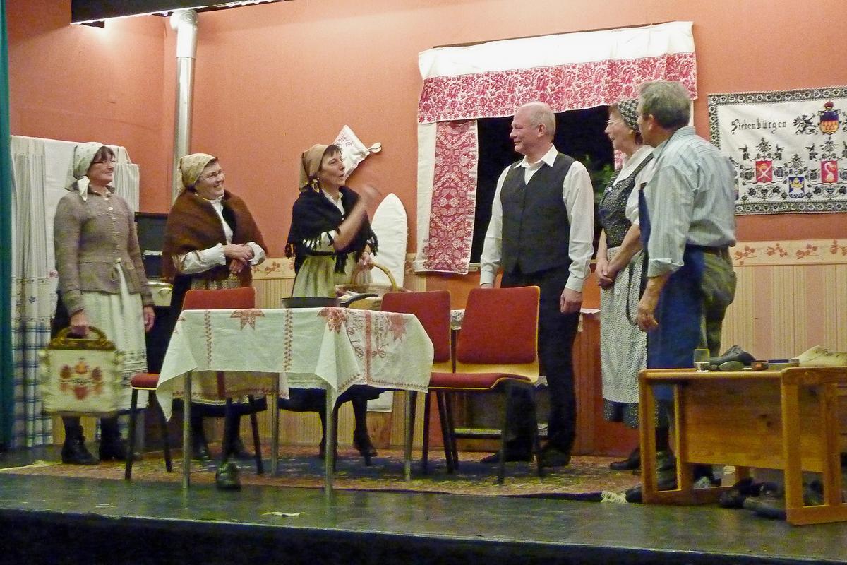 Die Theatergruppe des Honterus-Chors ...