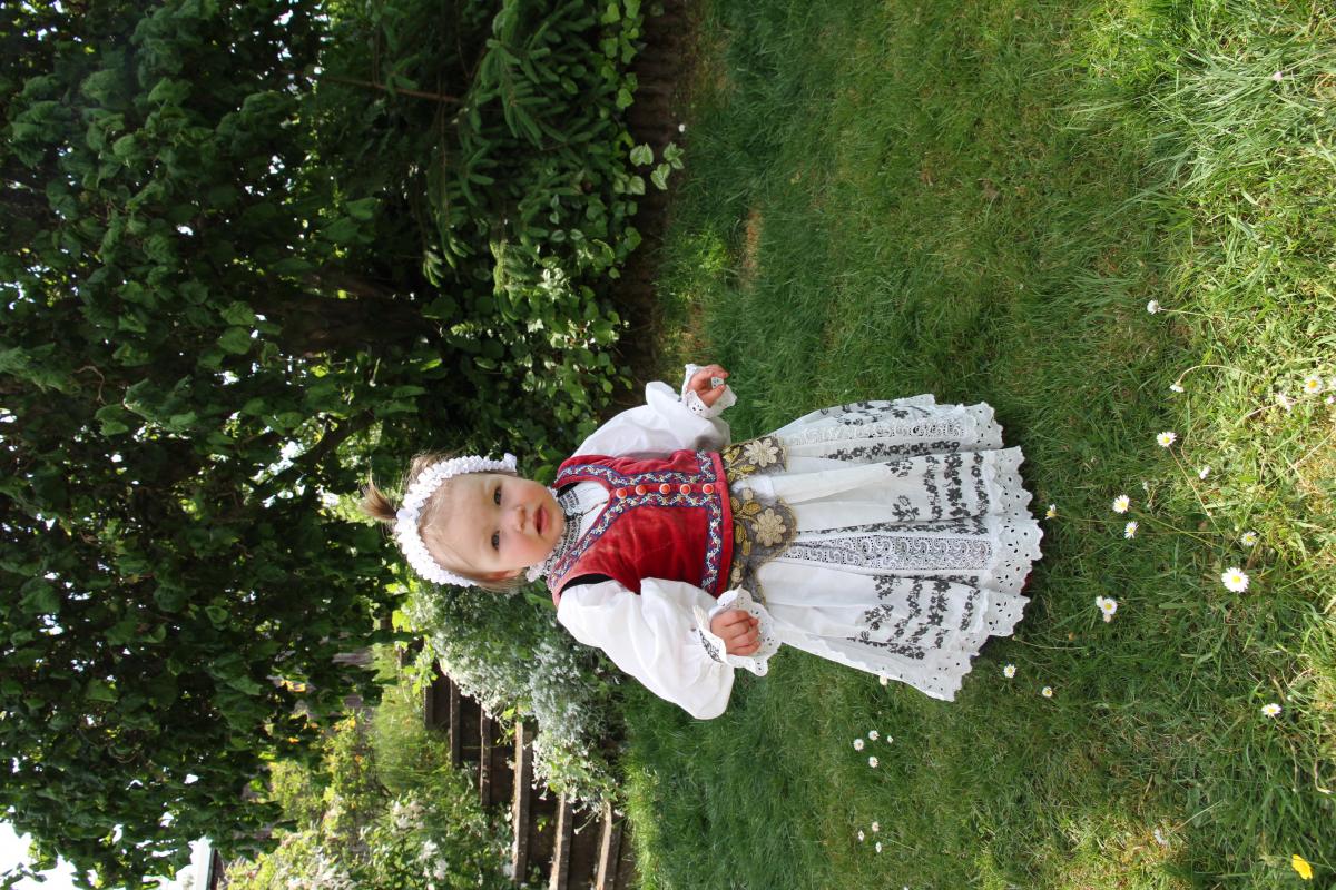 Die j�ngste Teilnehmerin beim 50j�hrigen Jubil�um ...