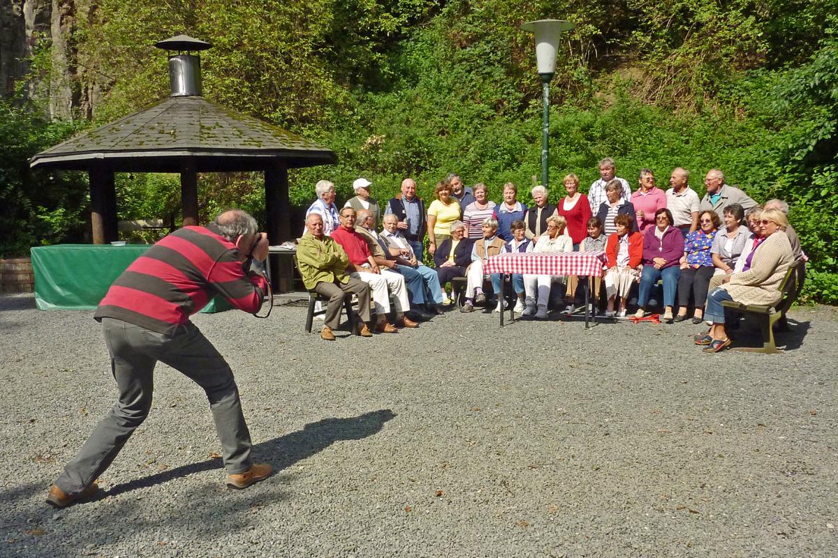 Beim traditionellen Grillfest in Berkum ...