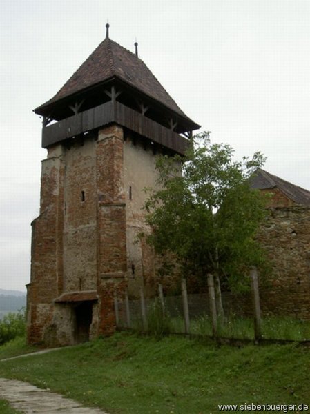 Glockenturm in Abtsdorf an der Kokel im August 2005