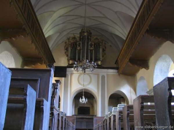 Kirche und Orgel