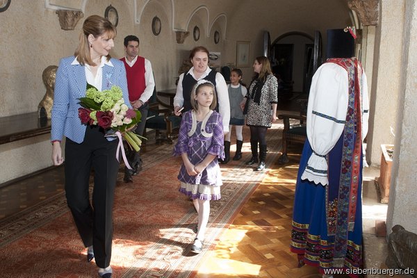 Prinzessin Maria von Rumnien auf Schloss Elisabeth in Bukarest/Rumnien