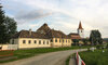 Alte deutsche Schule und Kirchenburg