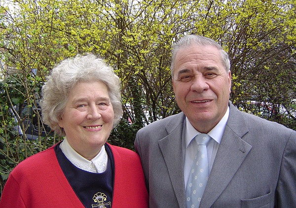 Helga und Helmut von Hochmeister zu Ostern 2005. ...