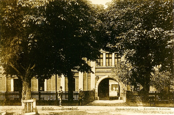 Die Kaserne in Brenndorf auf einer Postkarte am ...