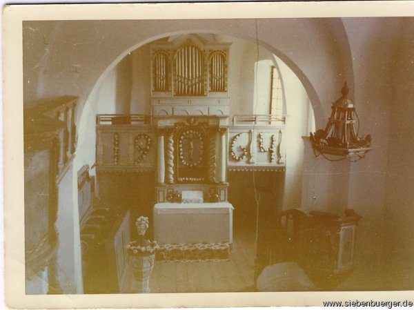 Altarraum der Felldorfer Kirche im Jahr 1964