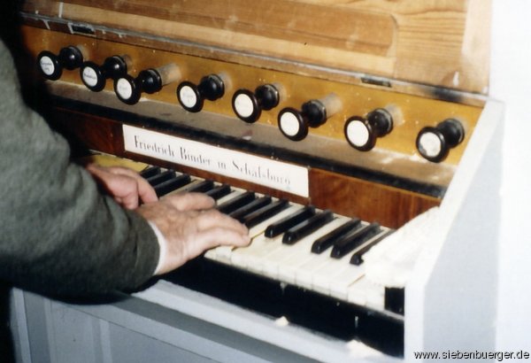 Tastatur der Felldorfer ORGEL