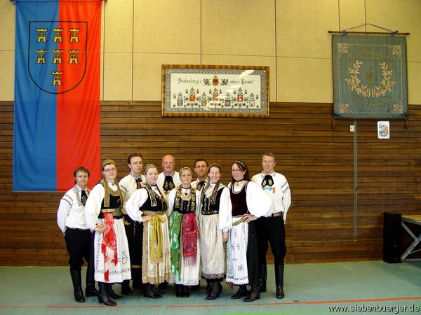 Hahnbacher Treffen 2009-Stuttgarter Tanzgruppe Bild1