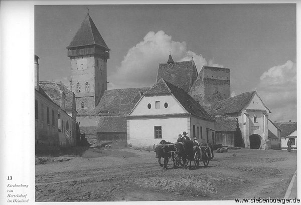 Retzlaff. Kirchenburg von Hetzelsdorf im Weinland