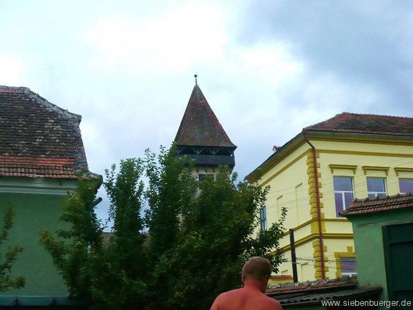 Kirchturm und Schule (2010 ?)