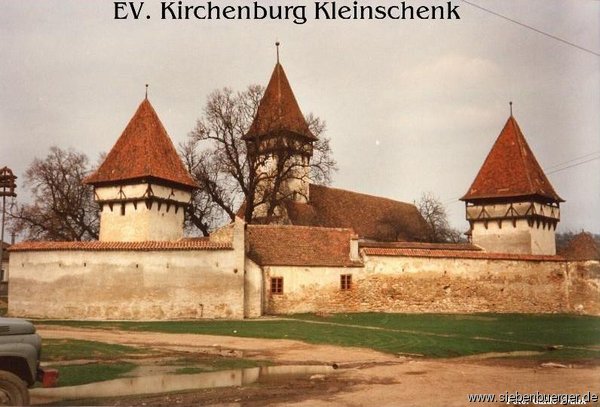 Kirchenburg1