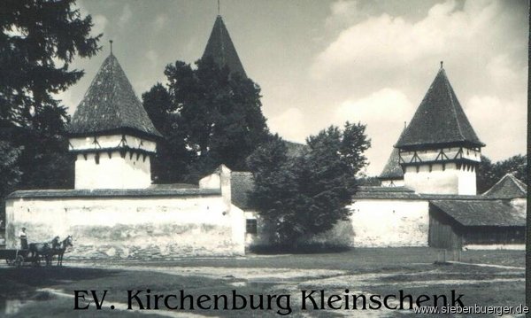 Kirchenburg 4