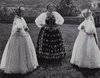 Lechnitzer Frauen in der barocken Sommer-Nsnertracht