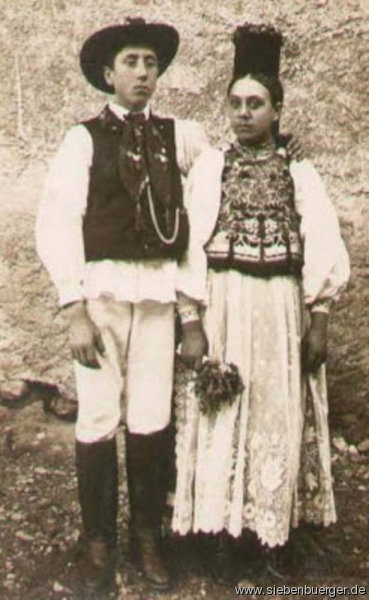 Trachtenpaar aus Mhlbach 1910