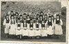 Jugend vor der Kirche 1954