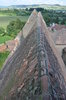 Blick über das Kirchendach der Wehrkirche von Pretai