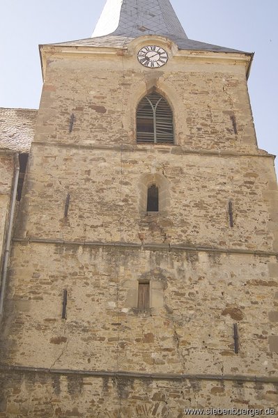 Kirchturm und Turmuhr der Jakobuskirche