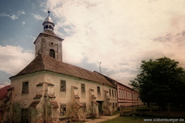 Streitforter Kirche mit dem "Kleinen Kasino" Lehrerwohnungen und evangelische deutsche Schule 