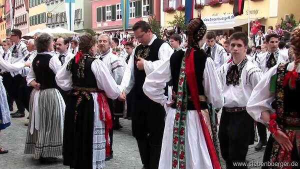 Tanzgruppe am Heimattag der Siebenbrger Sachsen 