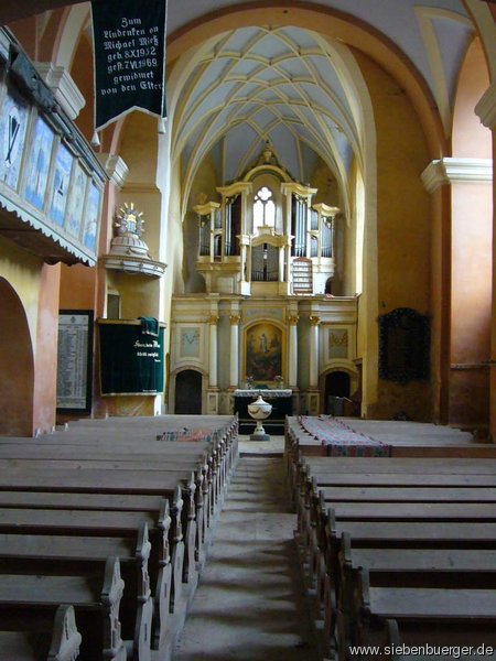 Die evangelische Sachsenkirche im Sommer 2006