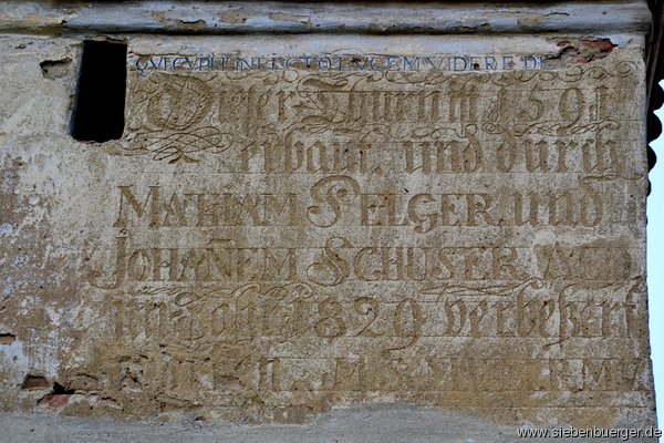Wurmloch - Inschrift am Turm