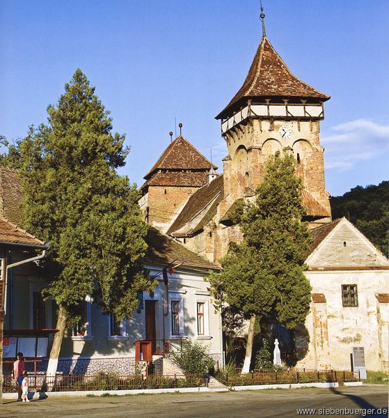 Die Kirchenburg von Wurmloch